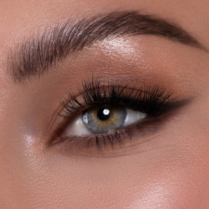 YOUNGBLOOD Gelinis akių kontūro pieštukas “Gel Eyeliner”