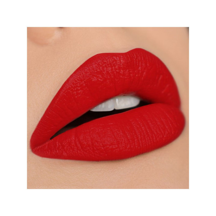 YOUNGBLOOD skysti matiniai lūpų dažai „Hydrating Liquid Lip Creme“